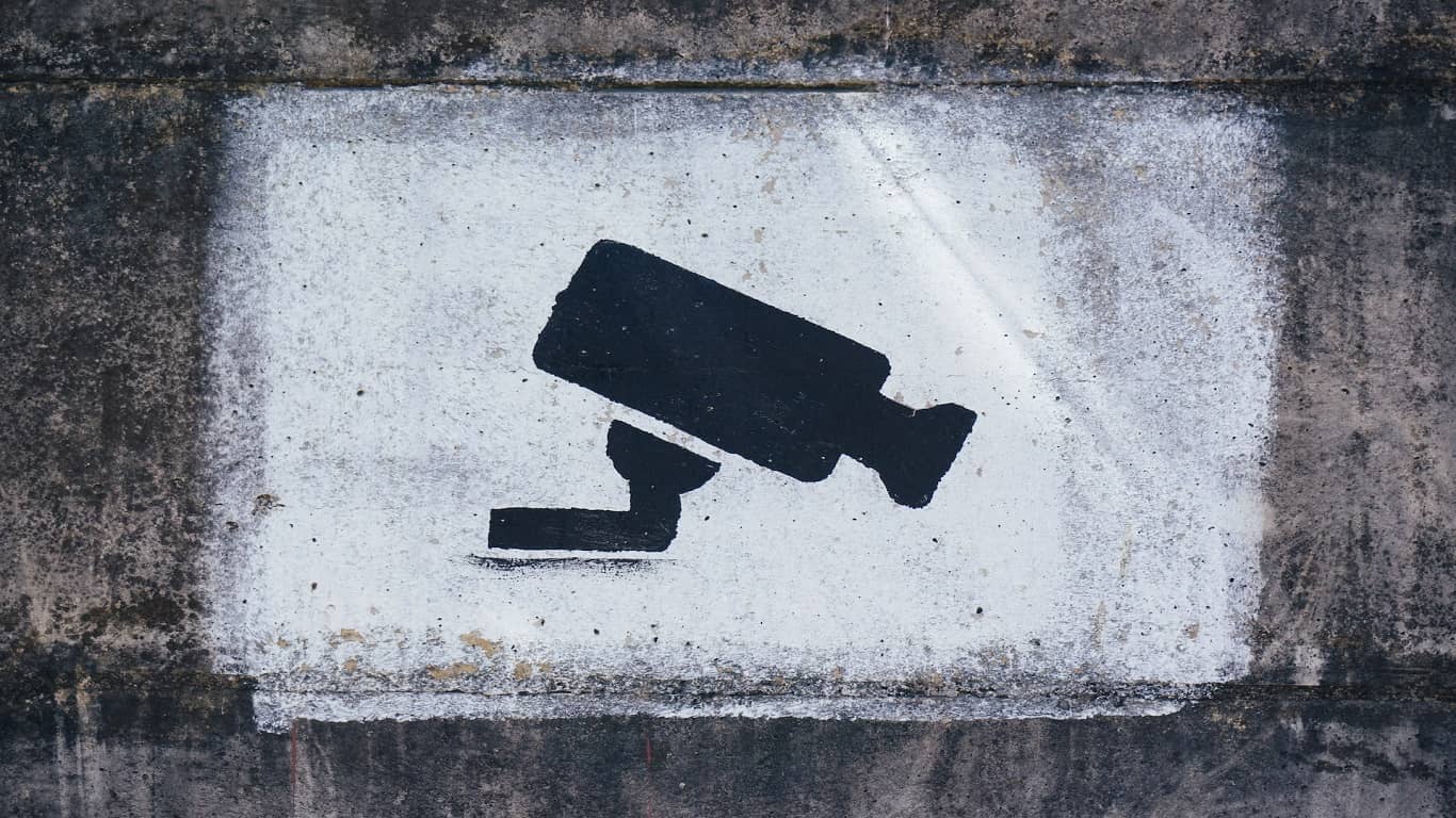 namalowany symbol kamery monitoringu